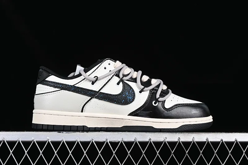 All Categories Nk SB Dunk Series Nk SB Dunk Low Low-top sneakers Nk Dunk Low Retro Panda Prank Space Exploration Star Trek Customized version of deconstructed straps retro distressed Panda low-top sneakers DD1391-100